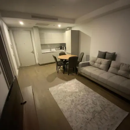 Retro9 B-blok Atakoey 2 Wifi Pool Apartment Istanbul
